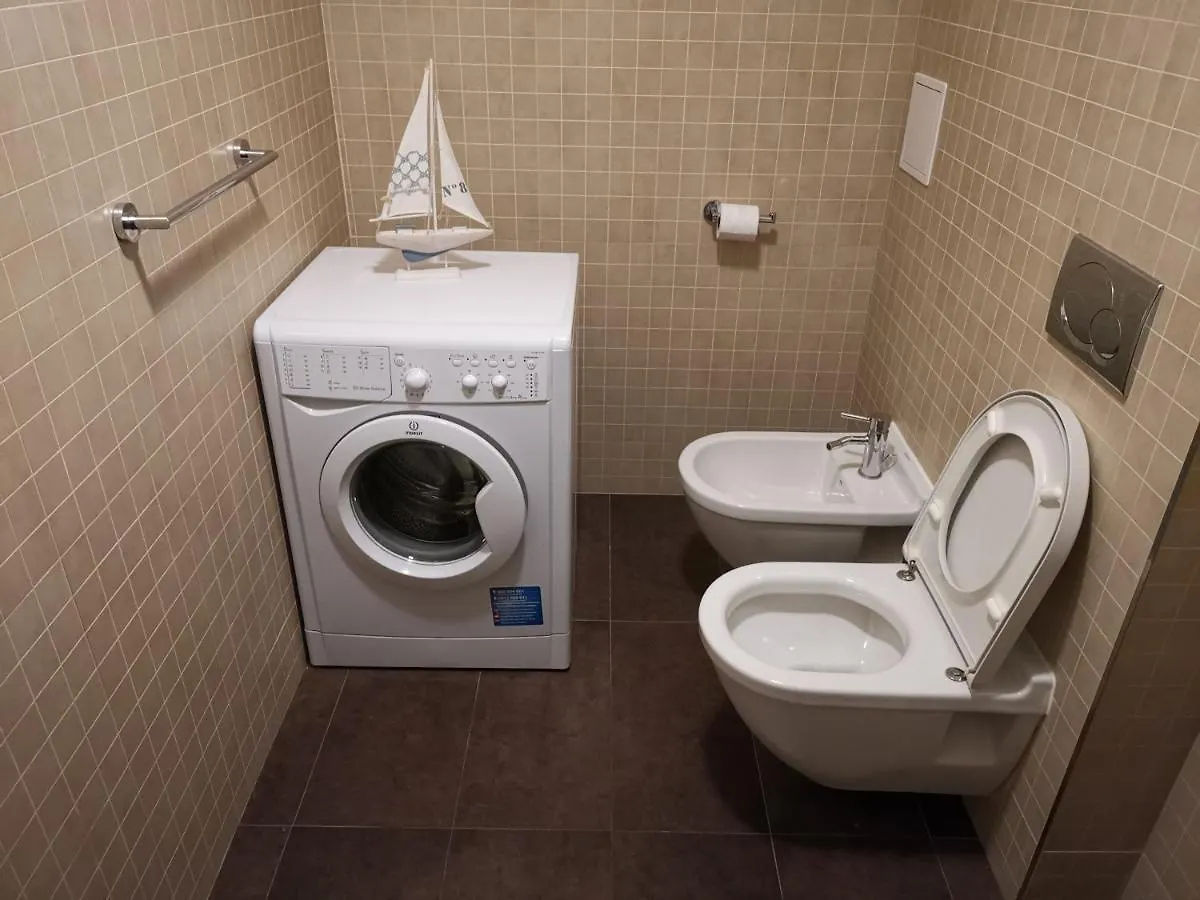 Quiet Apartment In Prague Center
